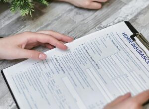 La nulidad de la cláusula que obliga a facilitar datos personales en el contrato laboral